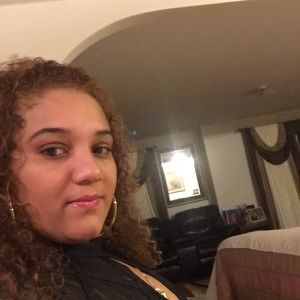 Meet your Posher, Eileen